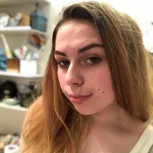 Meet your Posher, Frances